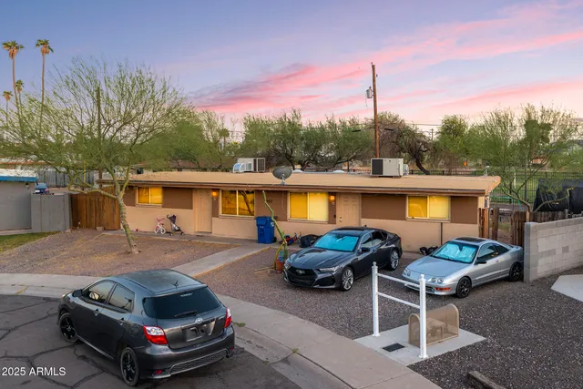 $525,000 | 920 South Kenwood Circle, Tempe, AZ 85281