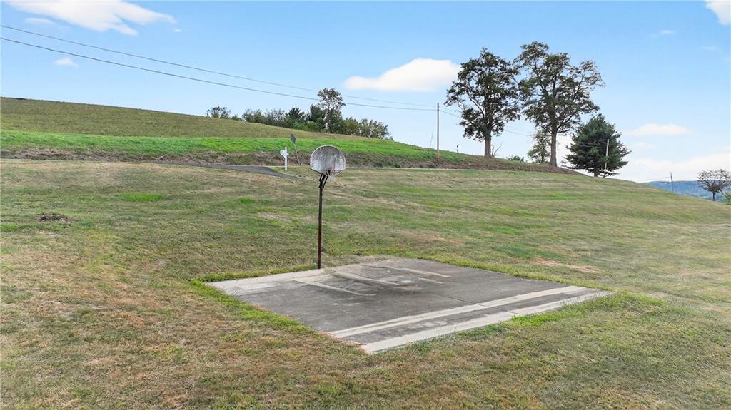 224 Rehoboth Road Belle Vernon, PA 15012 - Photo 41 of 46 a view of a outdoor space