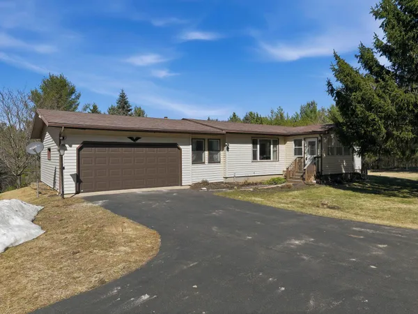$495,000 | W13942 County Road B, Fairchild, WI 54741