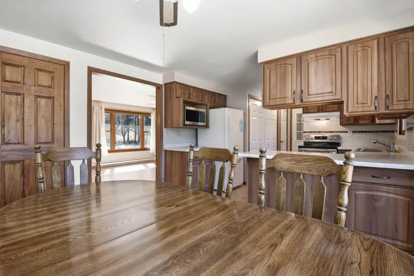 $495,000 | W13942 County Road B, Fairchild, WI 54741