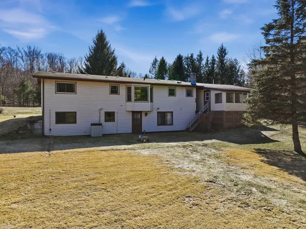 $495,000 | W13942 County Road B, Fairchild, WI 54741