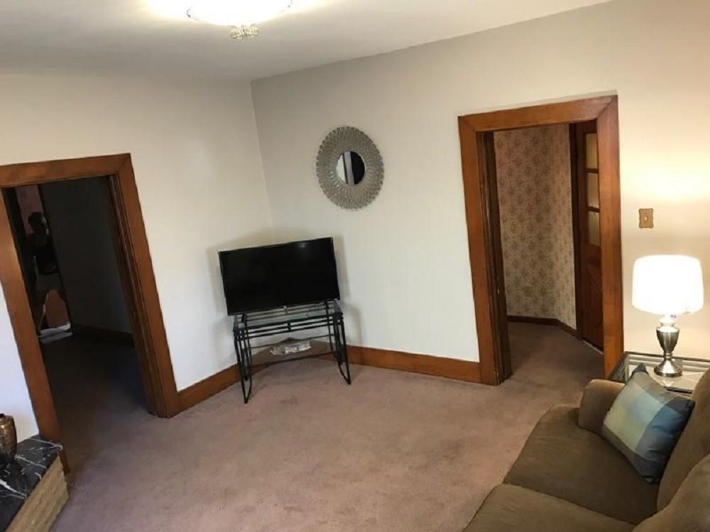 487 Jackson Street Rochester, PA 15074 - Photo 3 of 17