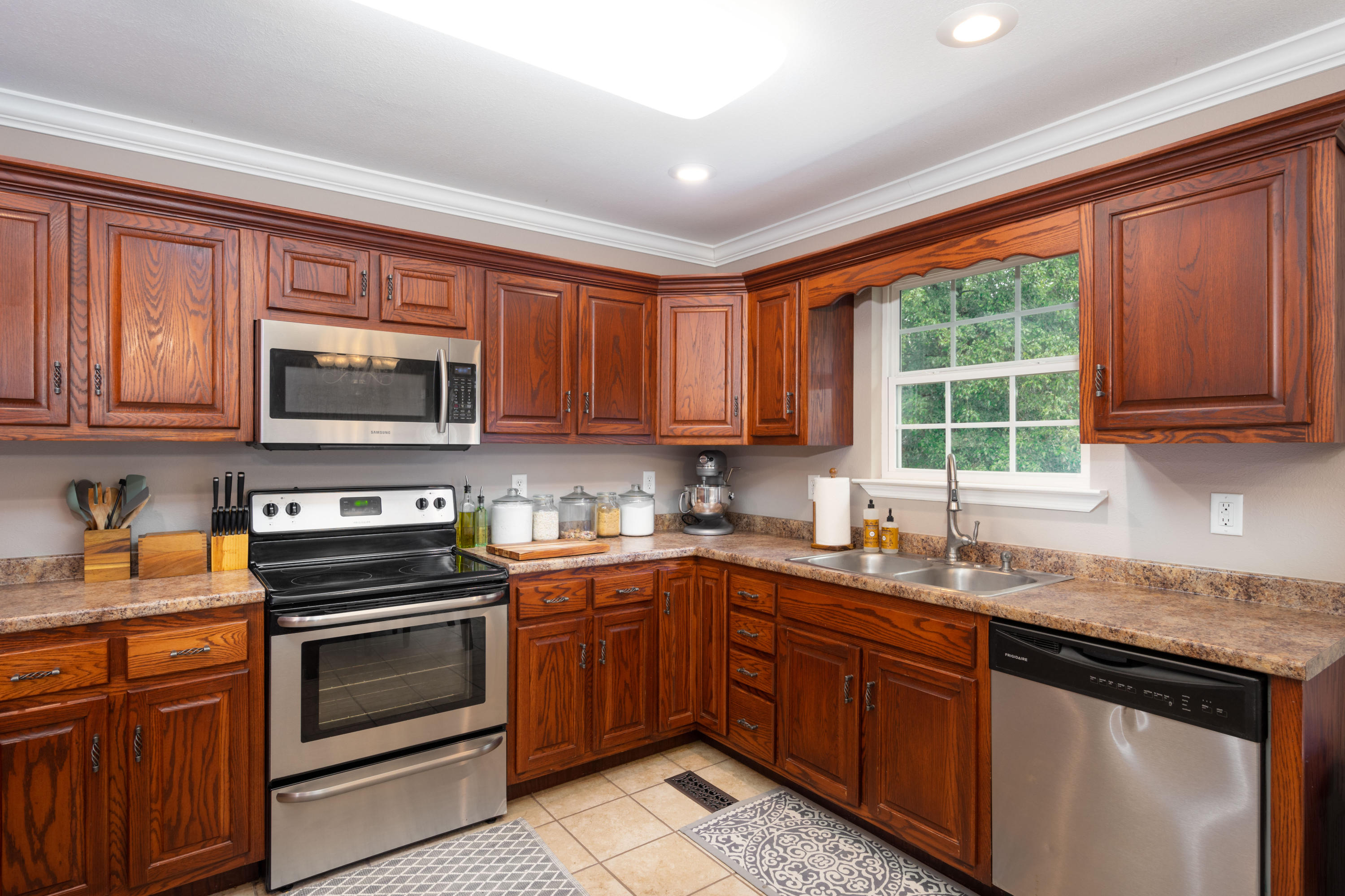 7232 Cane Hollow Road Hixson, TN 37343 - Photo 11 of 34 Kitchen