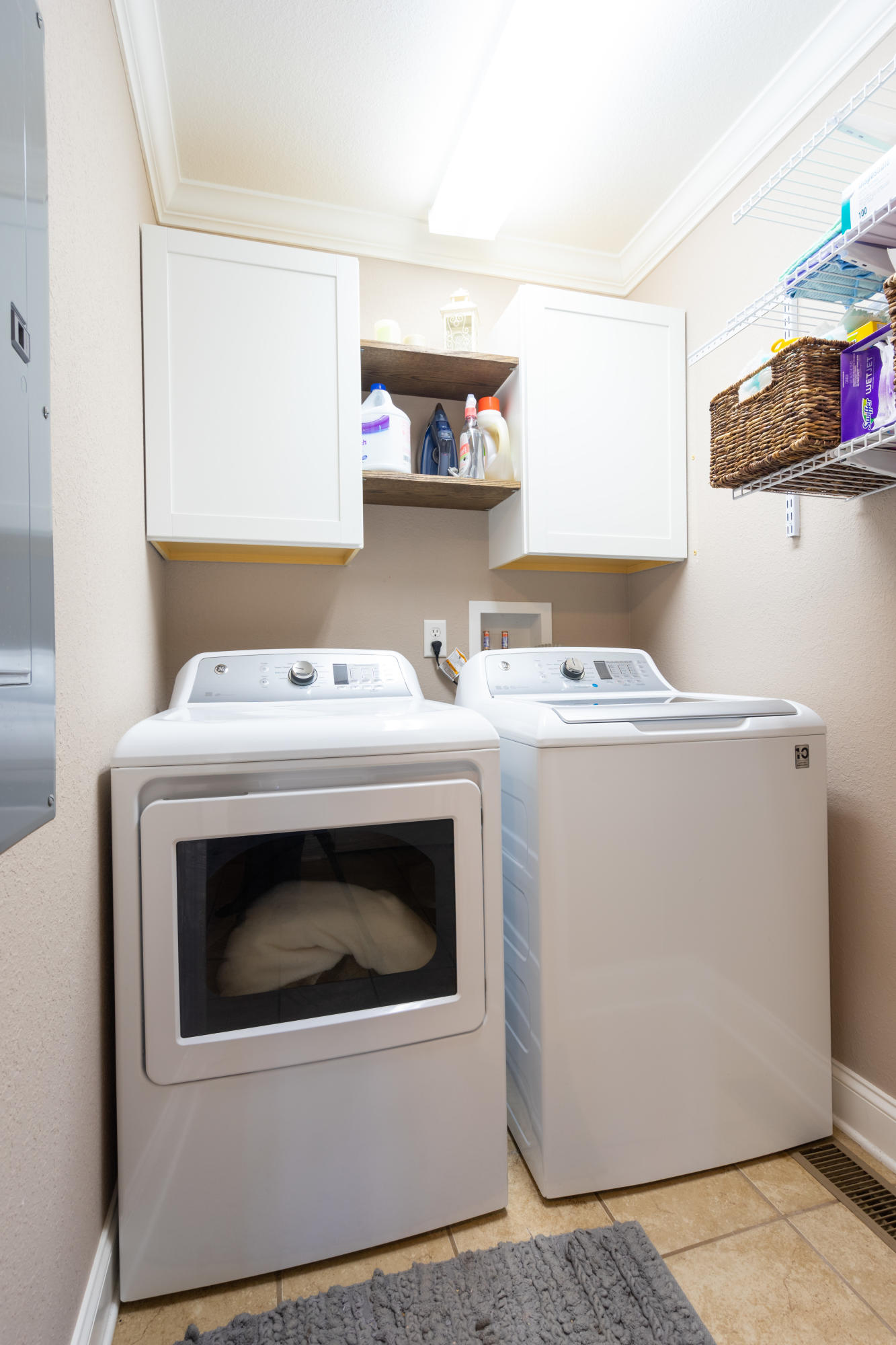 7232 Cane Hollow Road Hixson, TN 37343 - Photo 14 of 34 Laundry
