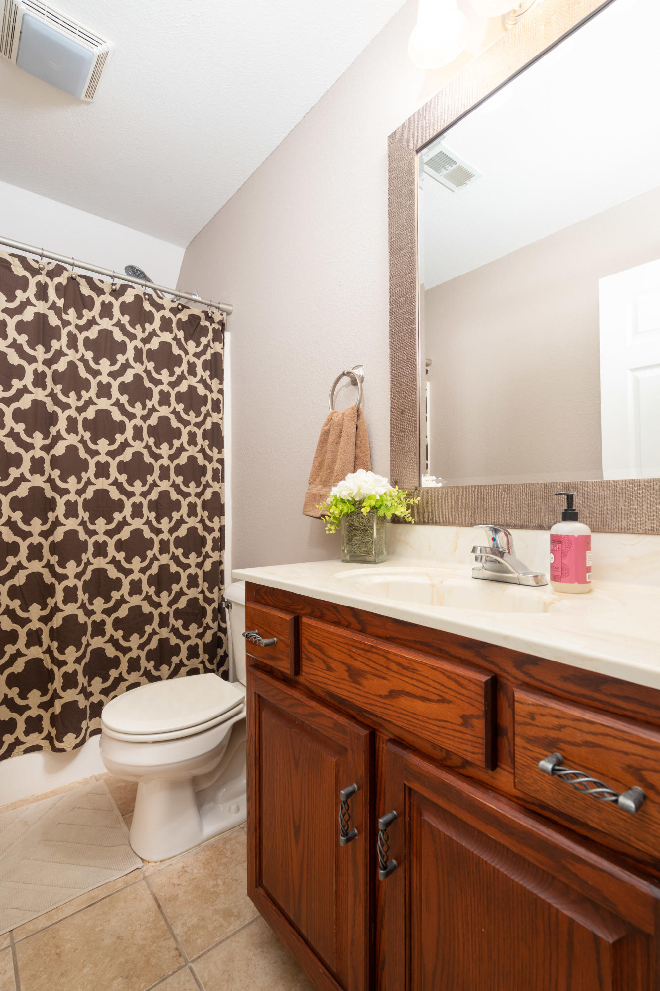 7232 Cane Hollow Road Hixson, TN 37343 - Photo 23 of 34 Full Bath