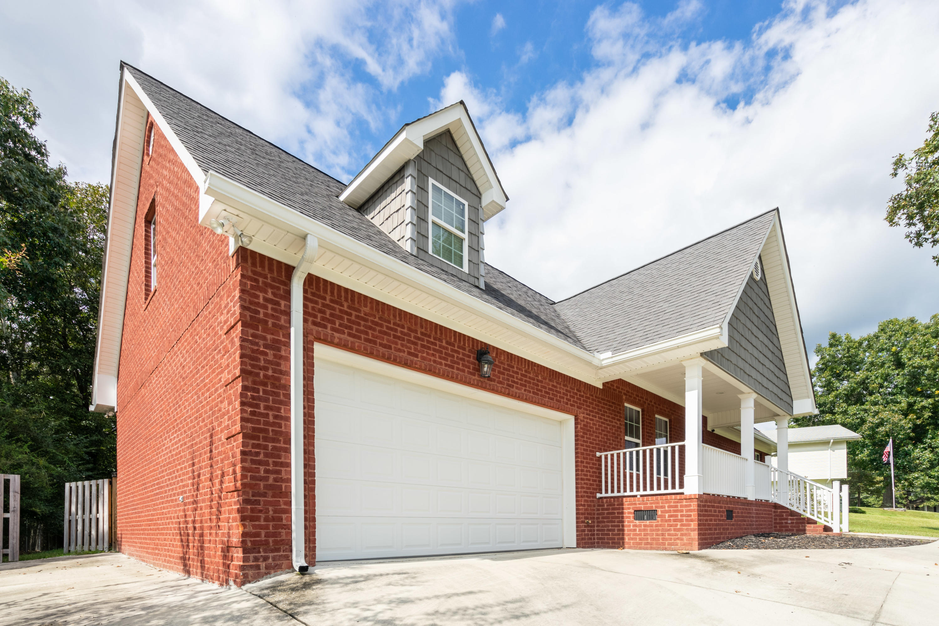 7232 Cane Hollow Road Hixson, TN 37343 - Photo 31 of 34 Garage Area