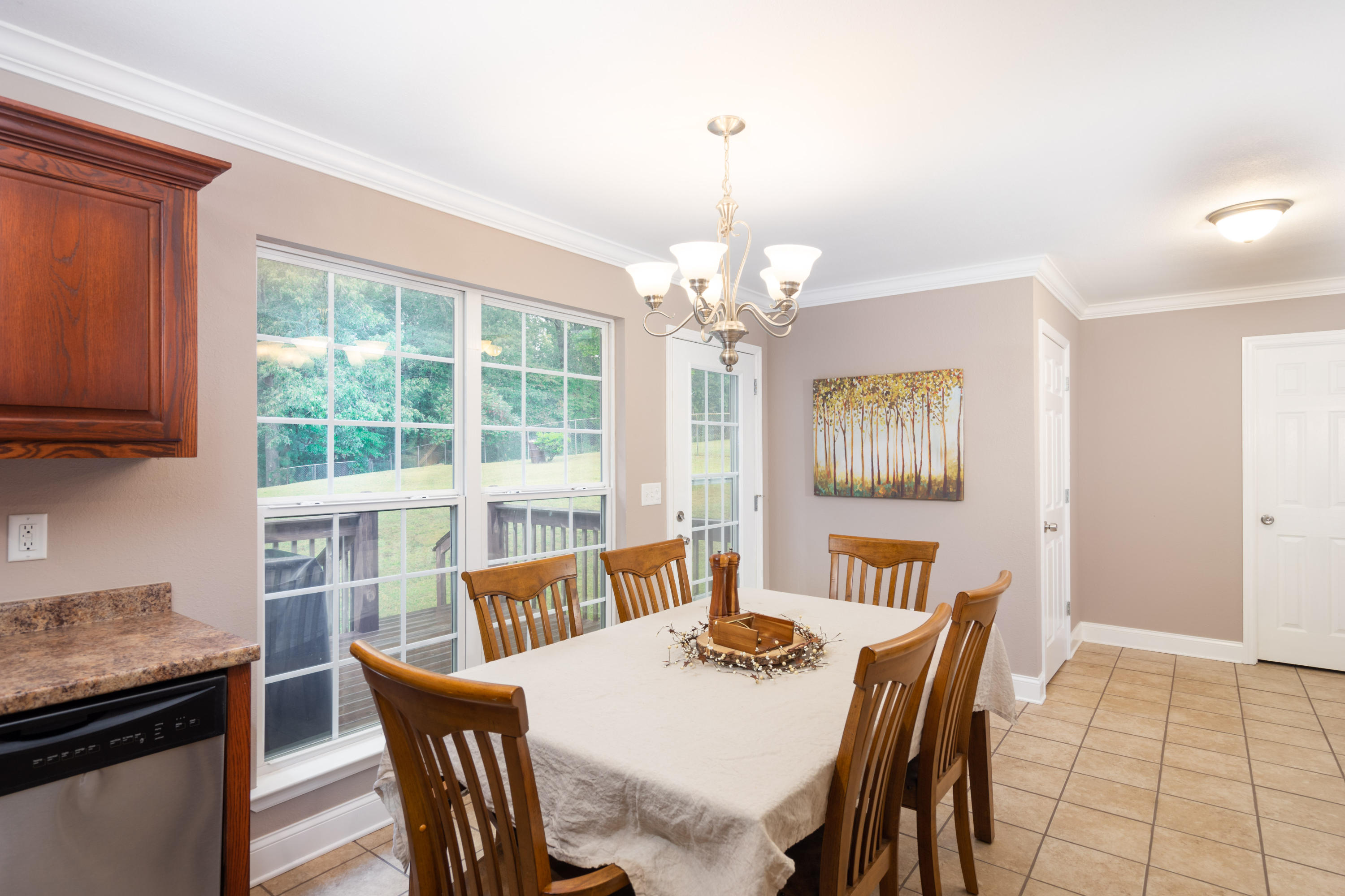 7232 Cane Hollow Road Hixson, TN 37343 - Photo 10 of 34 Dining