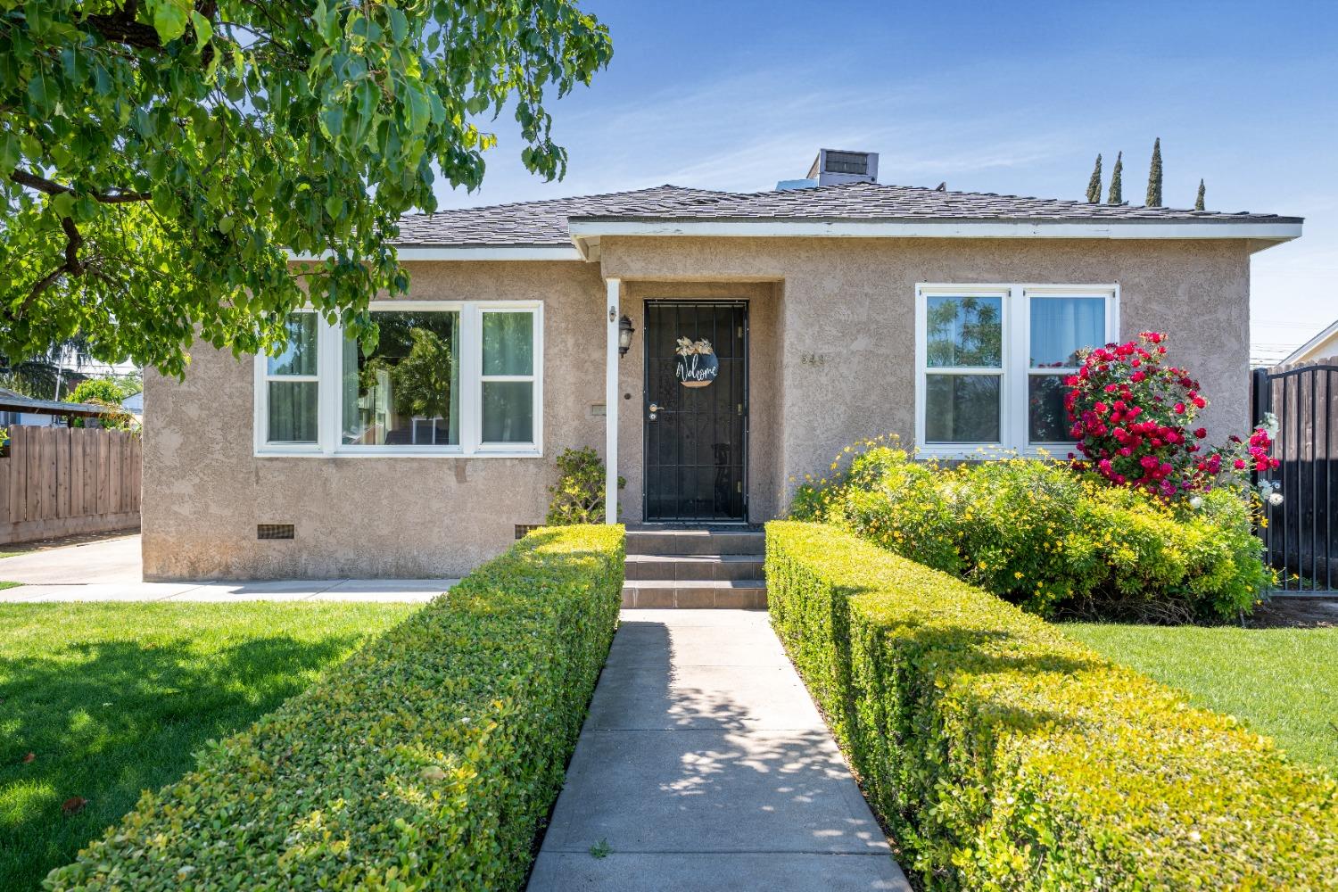 549 North Acacia Avenue Reedley, CA 93654 - Photo 2 of 36 Gallery Image 2