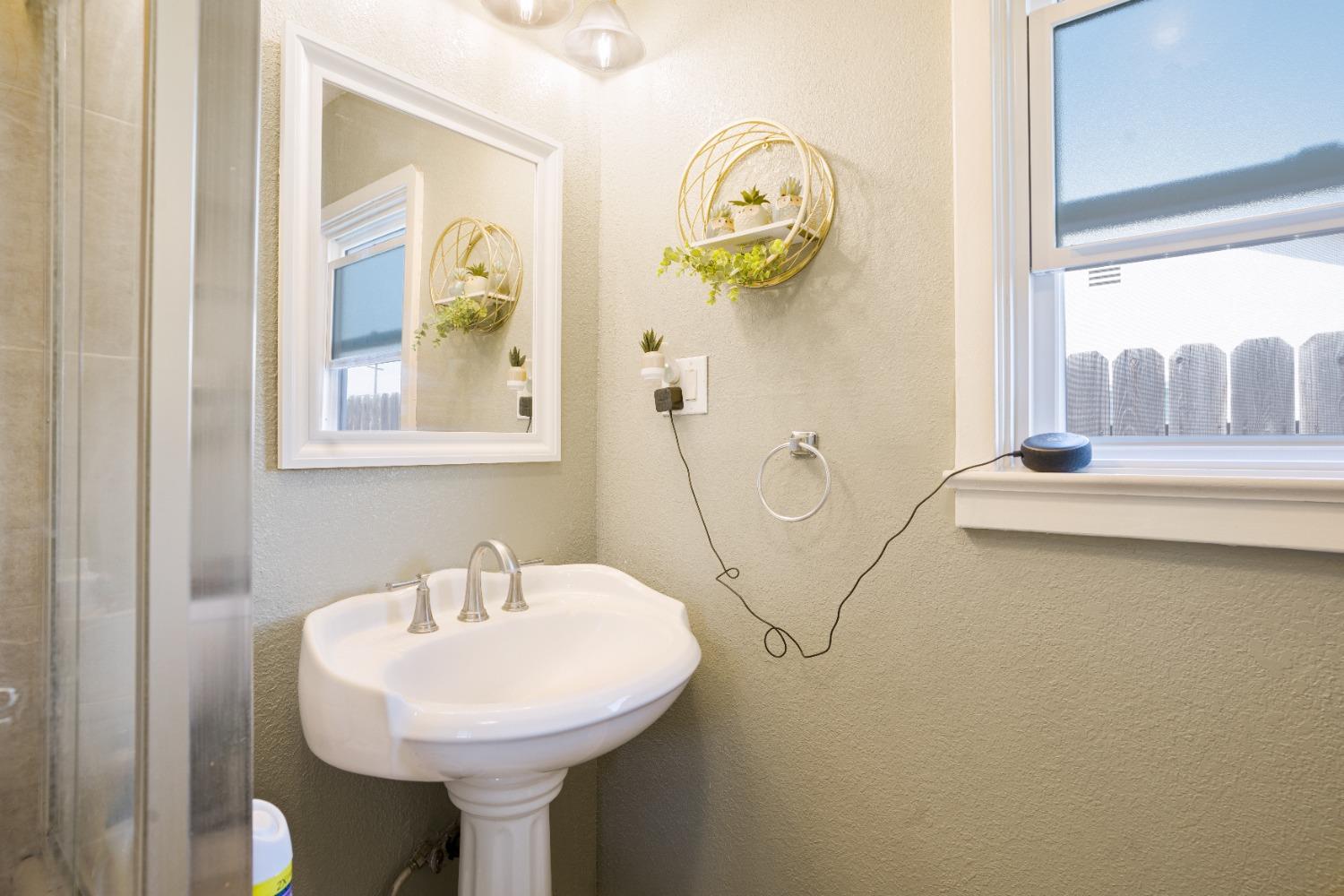 549 North Acacia Avenue Reedley, CA 93654 - Photo 25 of 36 Gallery Image 25