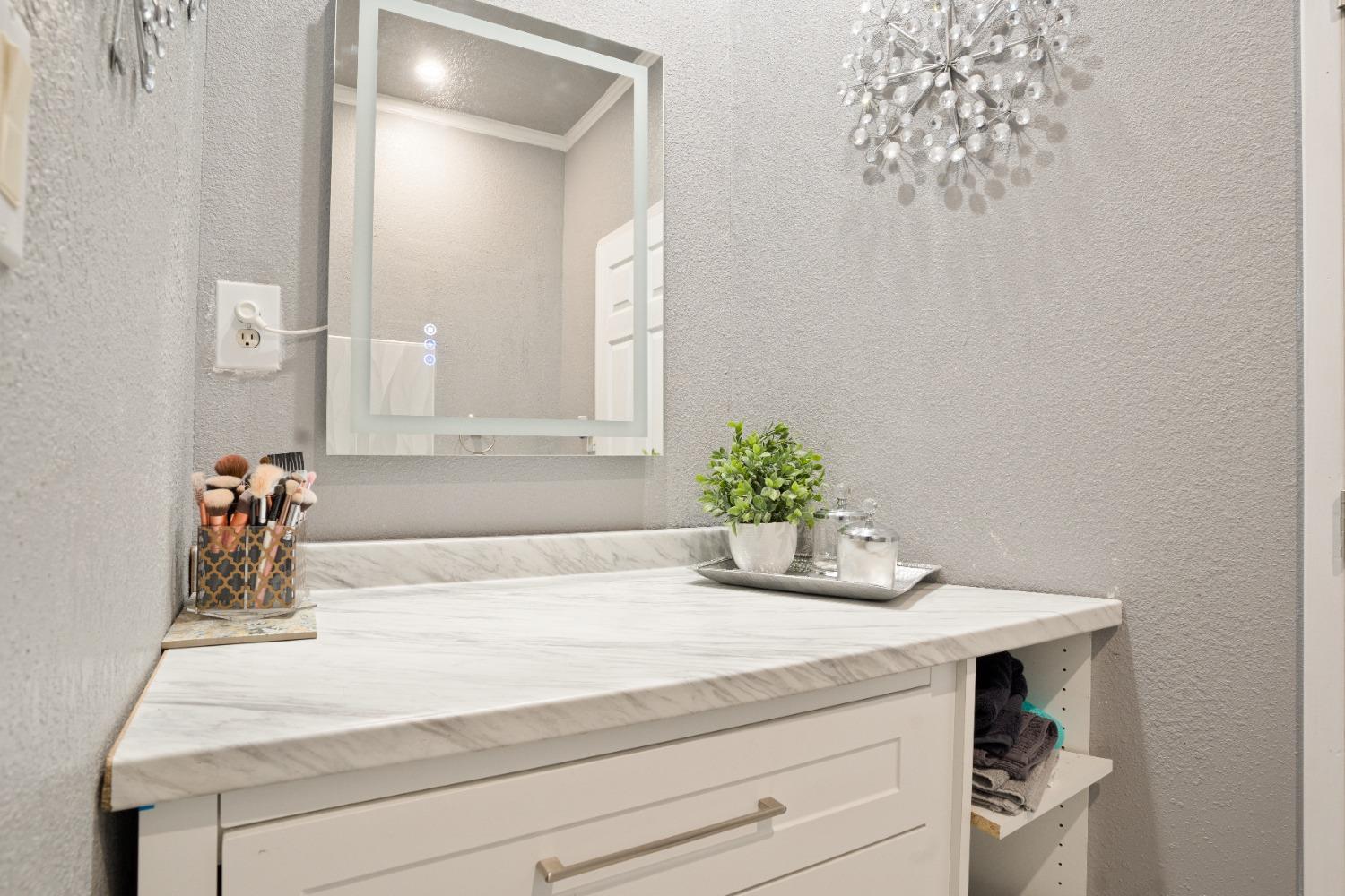 549 North Acacia Avenue Reedley, CA 93654 - Photo 30 of 36 Gallery Image 30