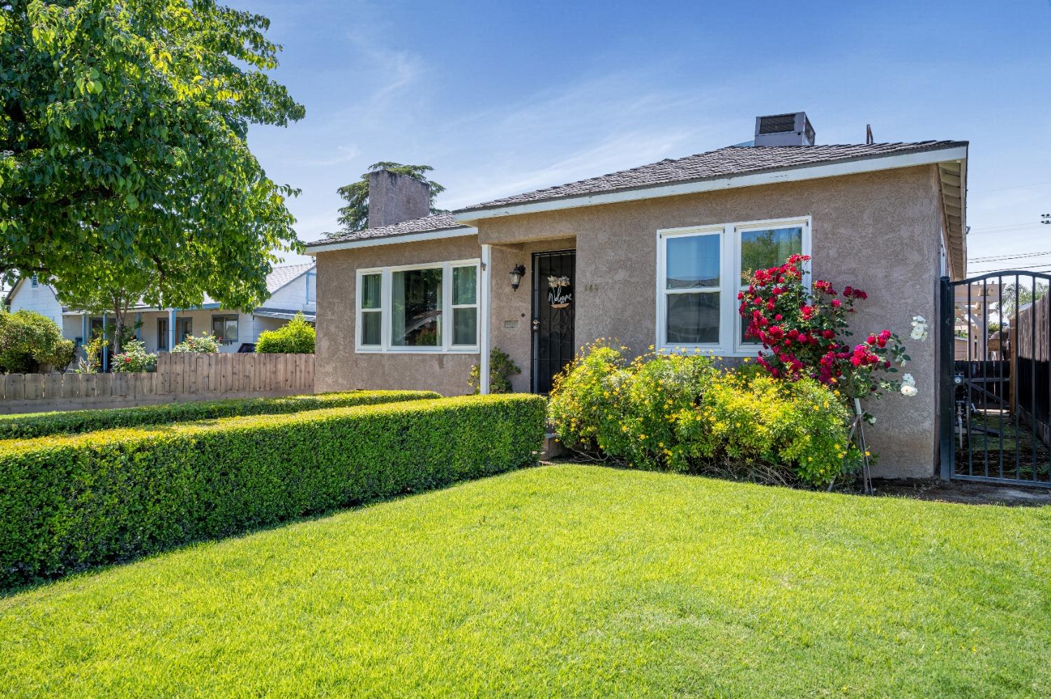 549 North Acacia Avenue Reedley, CA 93654 - Photo 3 of 36 Gallery Image 3