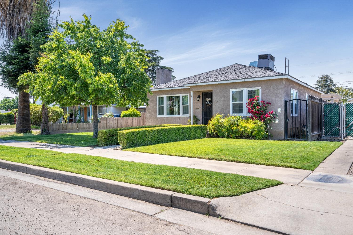 549 North Acacia Avenue Reedley, CA 93654 - Photo 6 of 36 Gallery Image 6