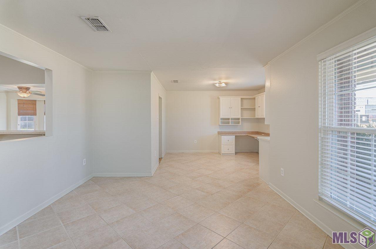 9974 Azrok Avenue Baton Rouge, LA 70809 - Photo 8 of 16