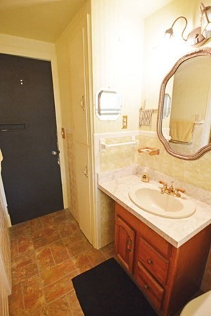 23 North Hood Street Springfield, MA 01109 - Photo 13 of 29 Gallery Image 13