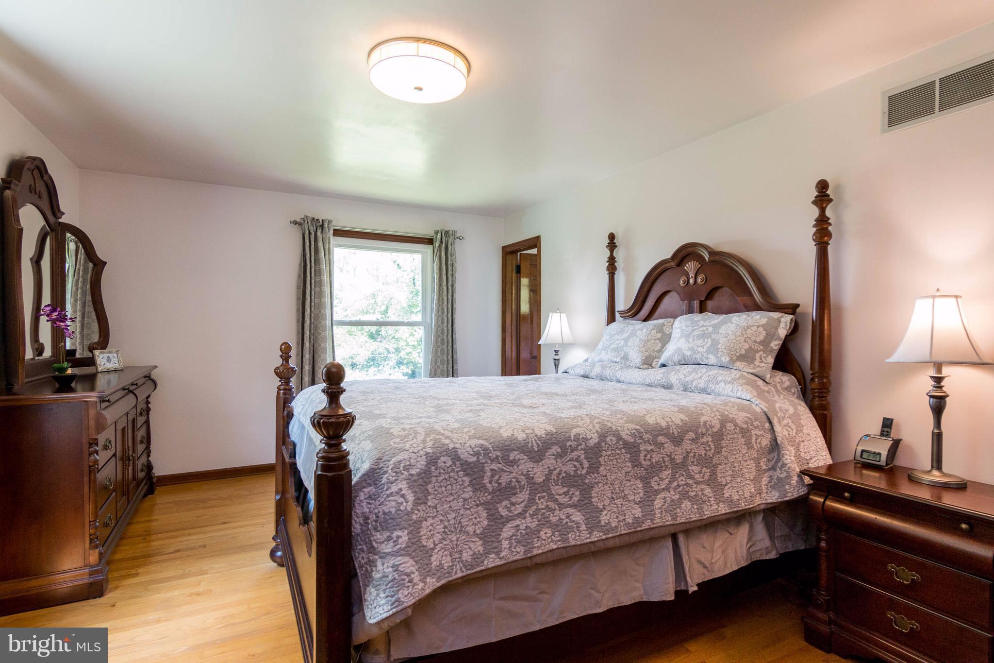 2520 Uniontown Road Westminster, MD 21158 - Photo 14 of 24 Bedroom (Master)