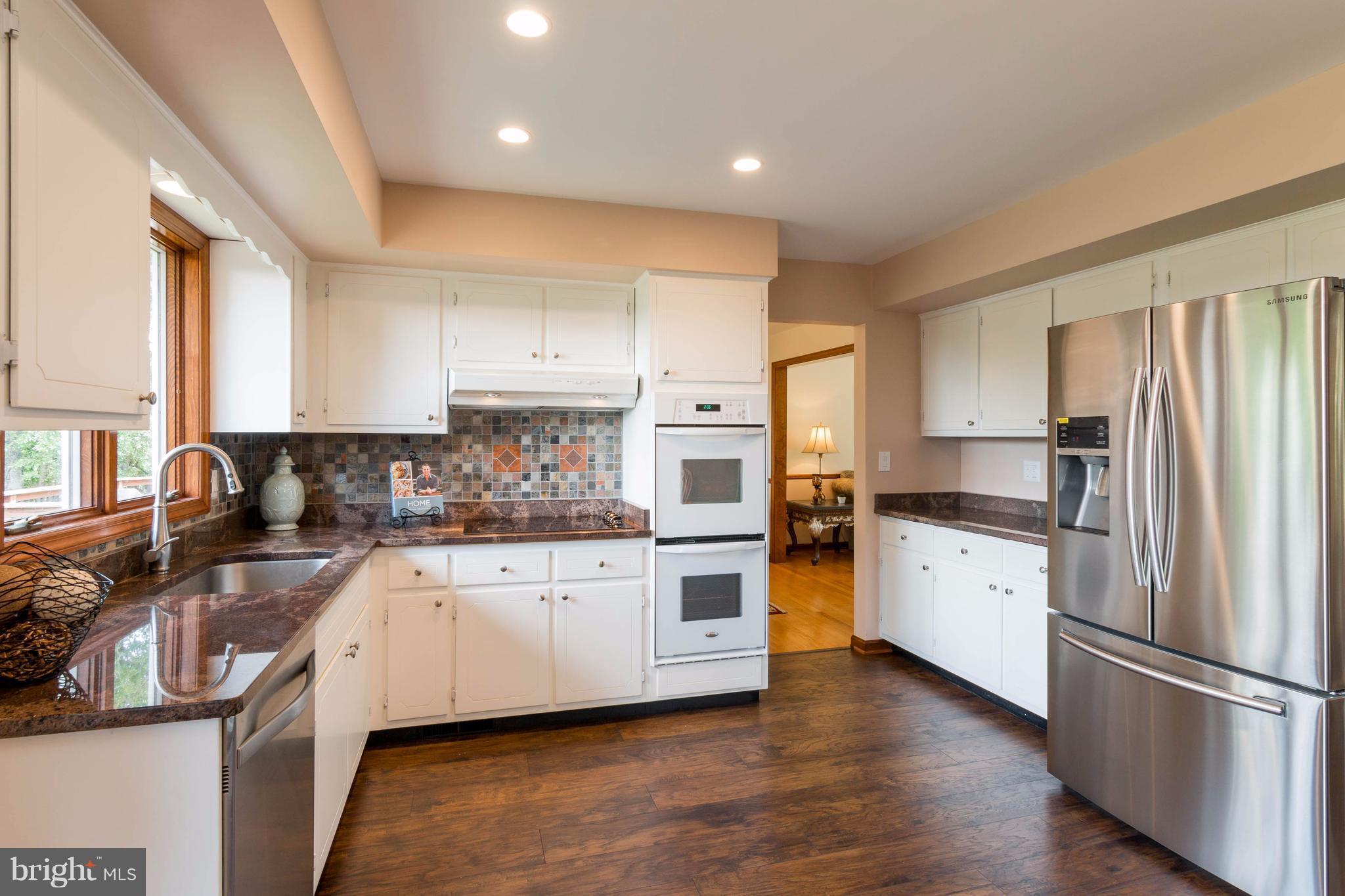 2520 Uniontown Road Westminster, MD 21158 - Photo 9 of 24 Kitchen
