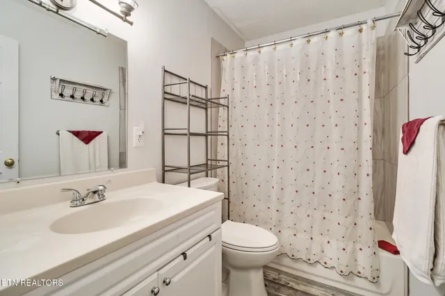 $1,600 | 99 Wilshire Heights Drive, Crossville, TN 38558