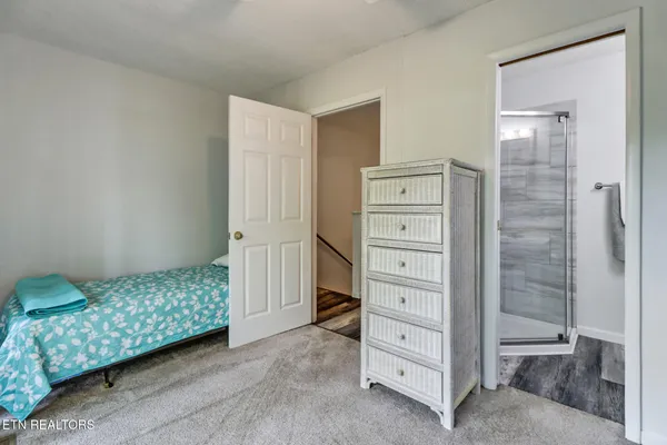 $1,600 | 99 Wilshire Heights Drive, Crossville, TN 38558