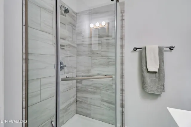 $1,600 | 99 Wilshire Heights Drive, Crossville, TN 38558