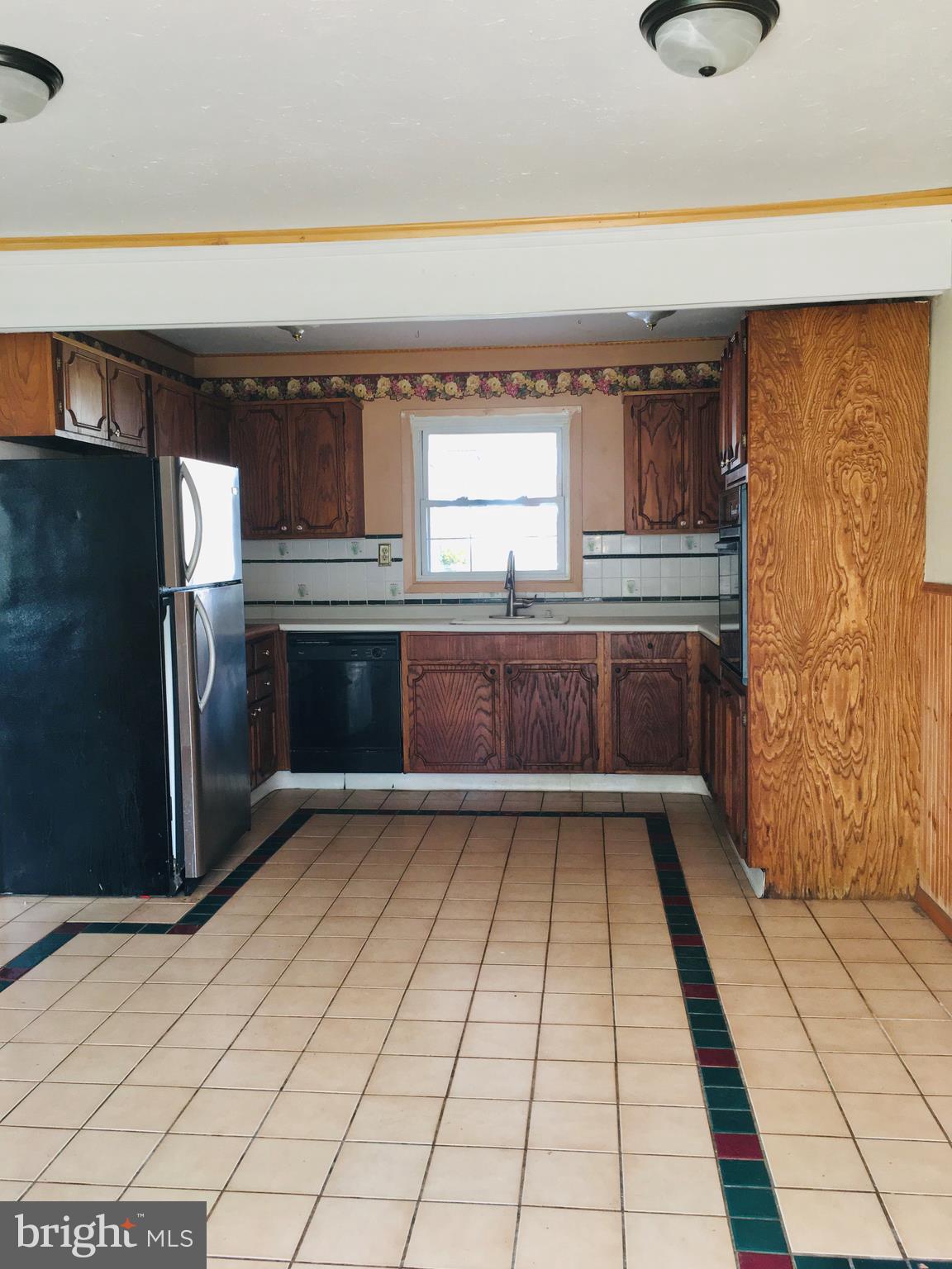 15 East Stokes Road Willingboro, NJ 08046 - Photo 7 of 26 Kitchen