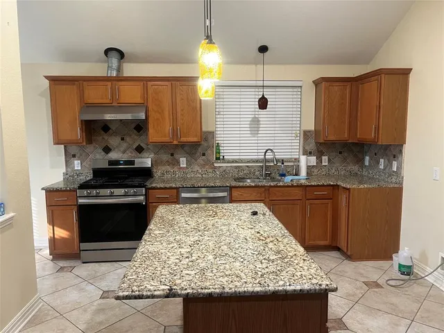 $2,175 | 430 Chinaberry Trail, Forney, TX 75126