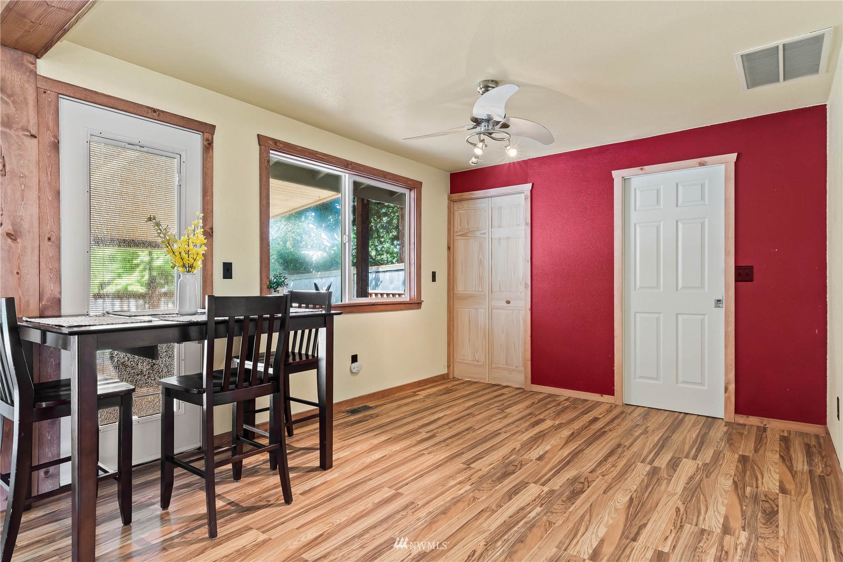 28513 24th Avenue South Federal Way, WA 98003 - Photo 12 of 31 a view of a livingroom with furniture window and wooden floor