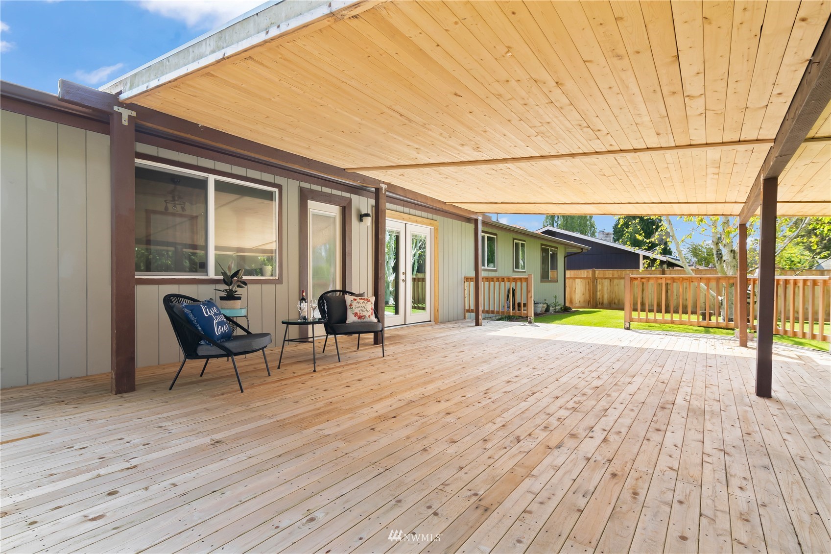 28513 24th Avenue South Federal Way, WA 98003 - Photo 22 of 31 a view of a house with backyard and sitting area