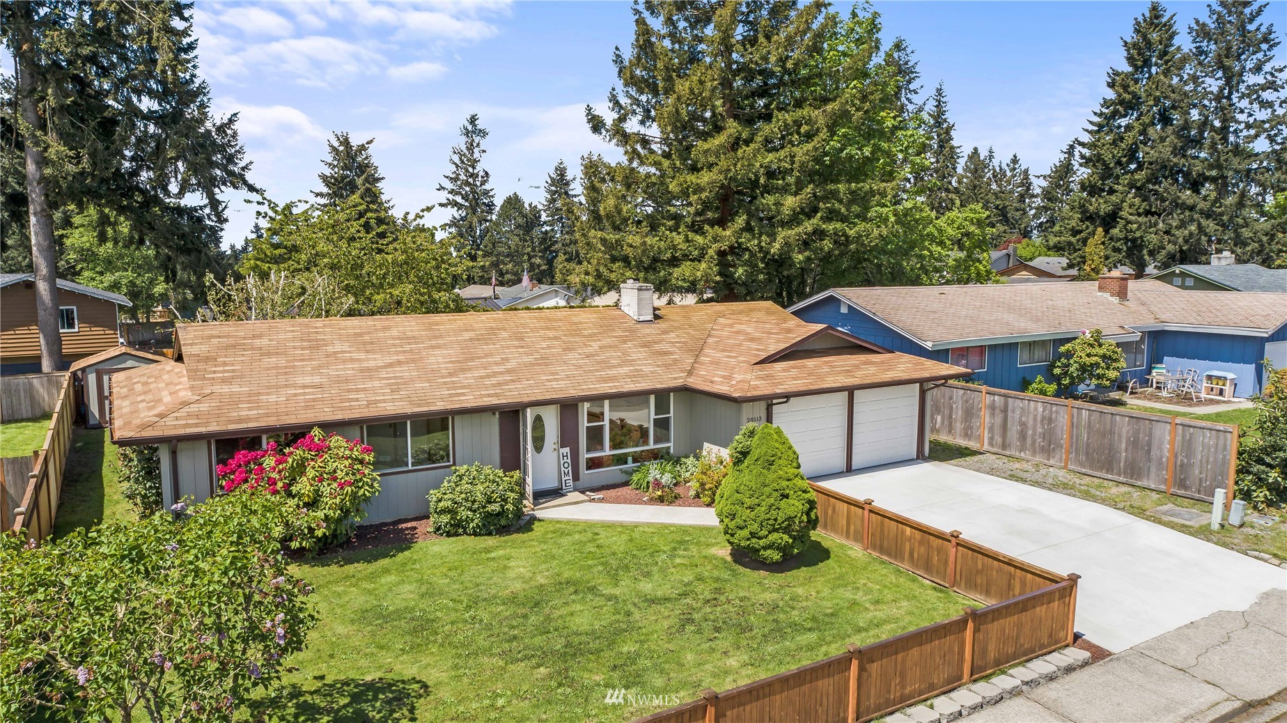 28513 24th Avenue South Federal Way, WA 98003 - Photo 27 of 31 a front view of a house with garden