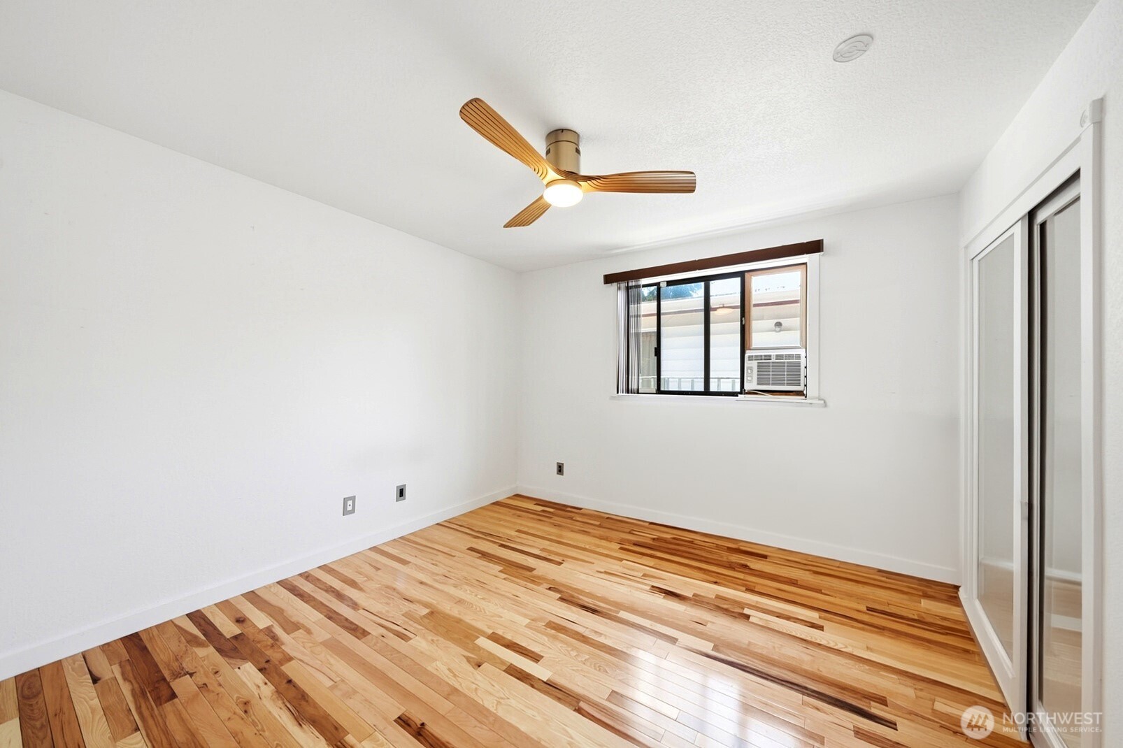 1011 North 28th Place Renton, WA 98056 - Photo 23 of 37 Gallery Image 23