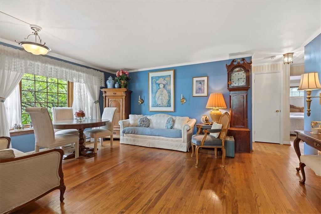 100 Morelli Drive Pittsburgh, PA 15237 - Photo 13 of 46 a living room with furniture and a wooden floor