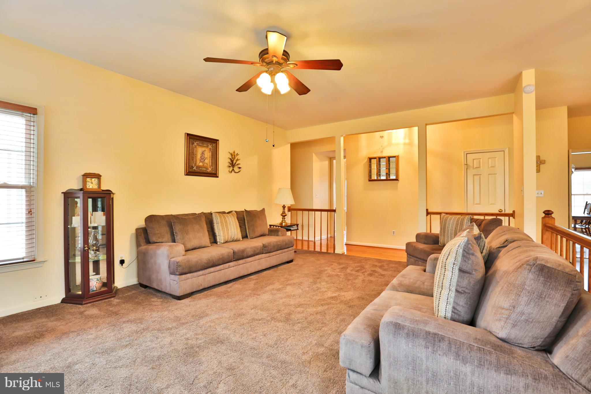 16809 Cashell Road Olney, MD 20832 - Photo 11 of 30 Family Room for Entertaining