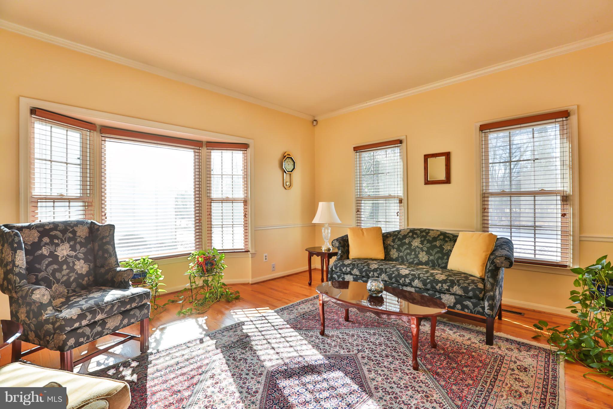 16809 Cashell Road Olney, MD 20832 - Photo 12 of 30 Formal Living Room