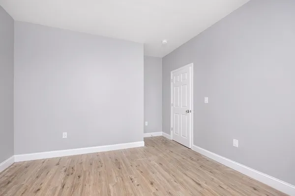 $4,000 | 335-337 Windsor Street, Unit 335, Cambridge, MA 02141