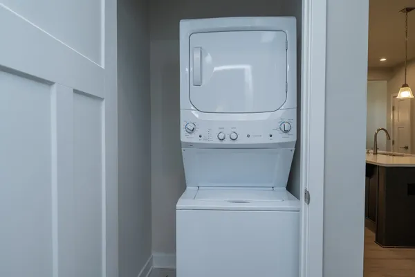 $319,900 | 39 Moss Holw Way, Simpsonville, SC 29680