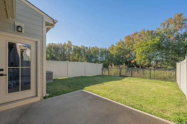 $319,900 | 39 Moss Holw Way, Simpsonville, SC 29680