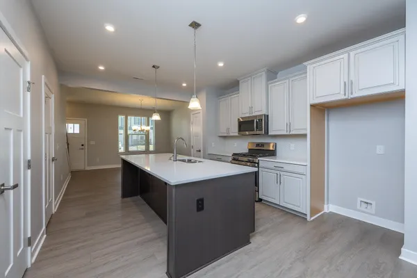 $319,900 | 39 Moss Holw Way, Simpsonville, SC 29680