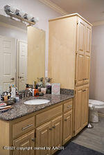 6033 Belpree Road Amarillo, TX 79106 - Photo 18 of 22 Master bath