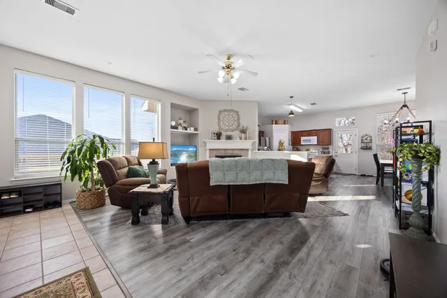 $260,000 | 13196 Miller Lane, Willis, TX 77318