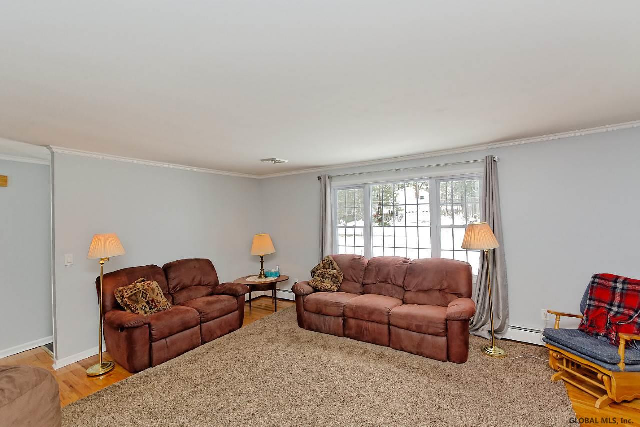 15 Woodstead Road Ballston, NY 12019 - Photo 4 of 25 Photo 4