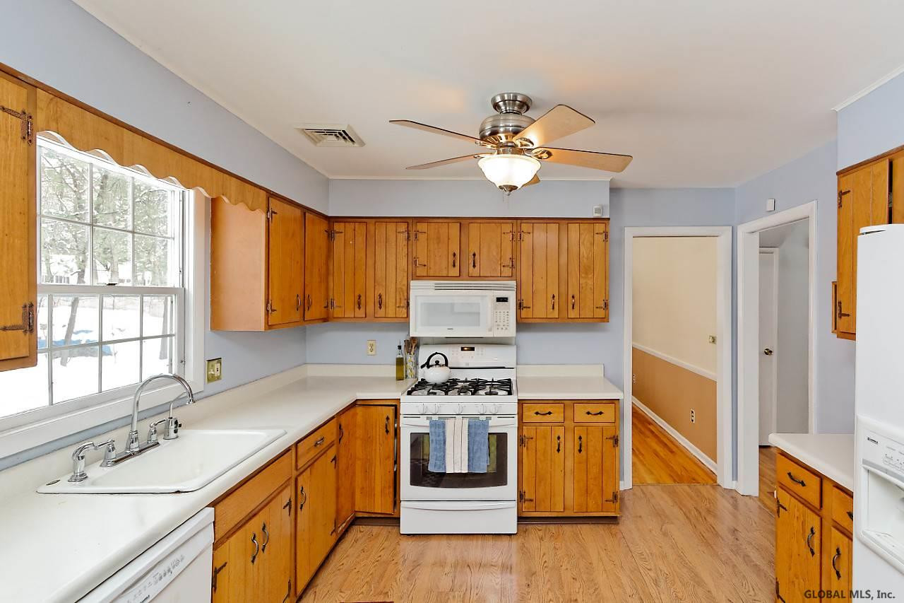 15 Woodstead Road Ballston, NY 12019 - Photo 5 of 25 Photo 5