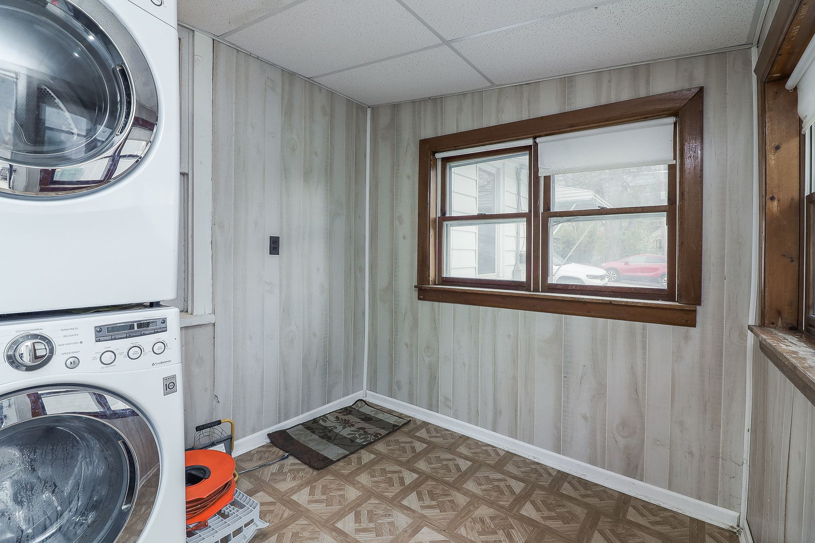 307 Stephen Street Lemont, IL 60439 - Photo 9 of 10 Gallery Image 9