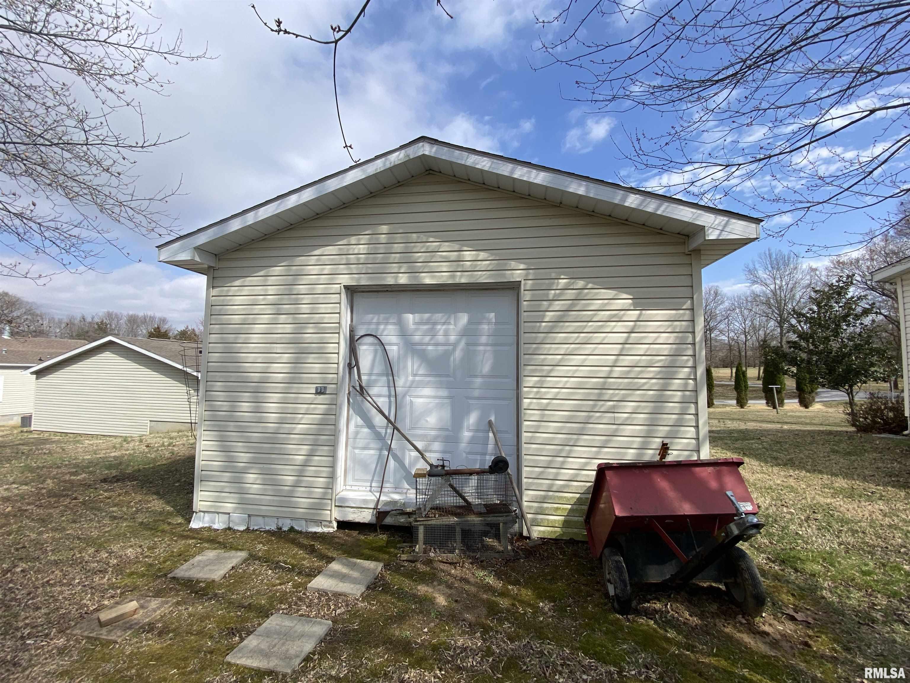 764 McKinney Chapel Road Marion, IL 62959 - Photo 20 of 24 Gallery Image 20