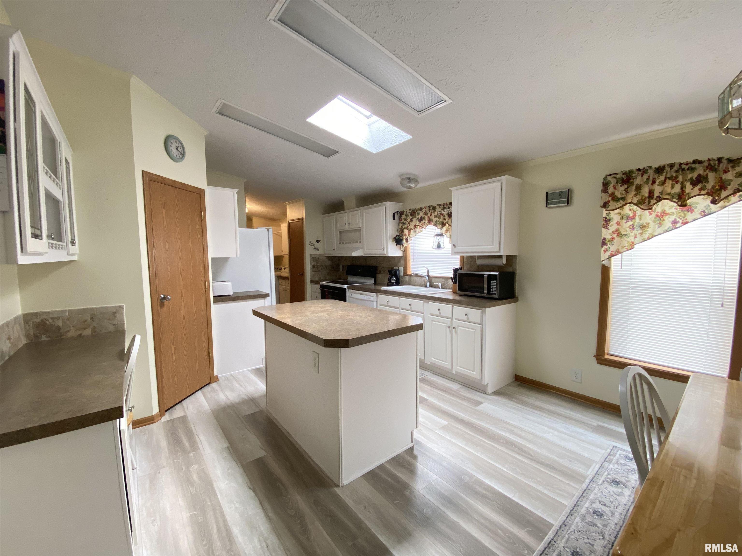 764 McKinney Chapel Road Marion, IL 62959 - Photo 8 of 24 Gallery Image 8