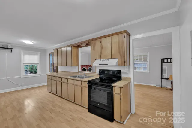 $1,700 | 5212 Wales Street, Charlotte, NC 28269