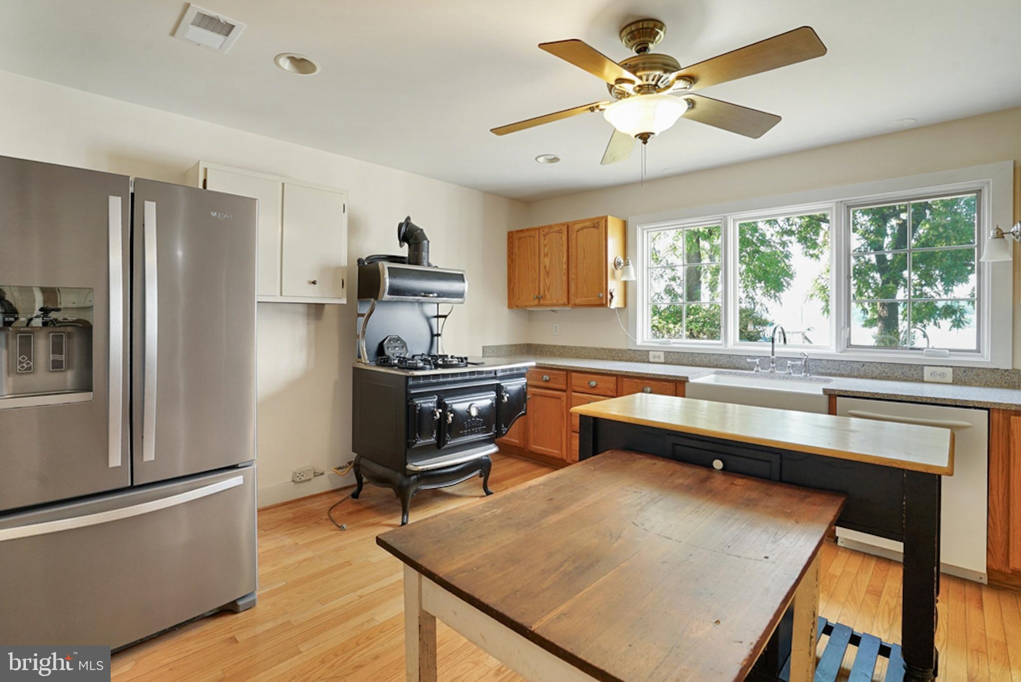 11260 Acker Road Newburg, MD 20664 - Photo 15 of 50