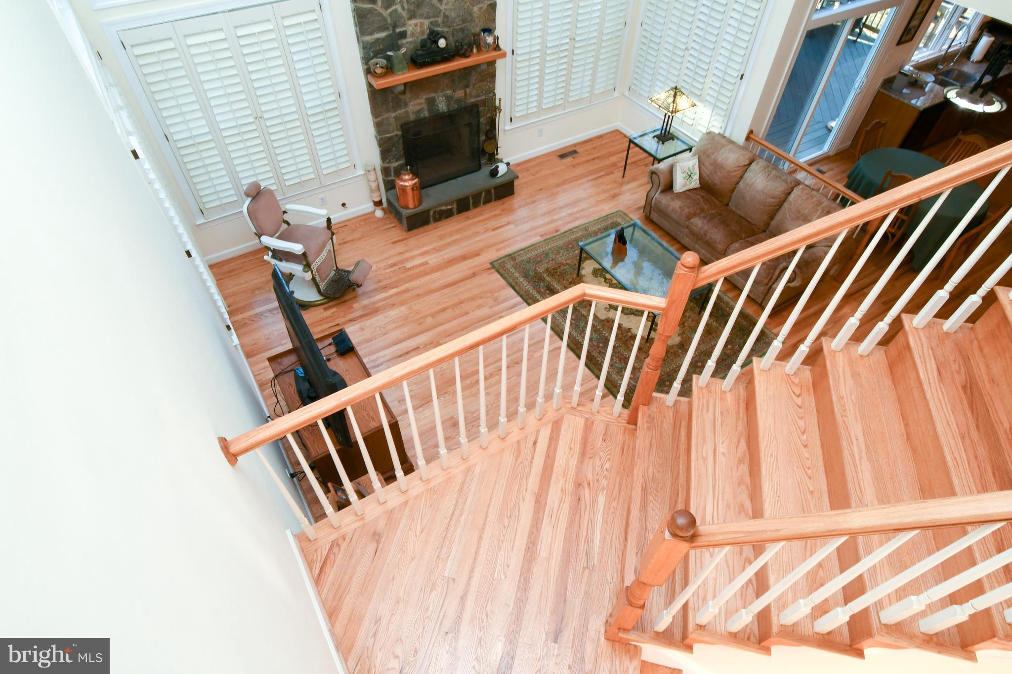 11106 Tommye Lane Reston, VA 20194 - Photo 12 of 29 Family Room