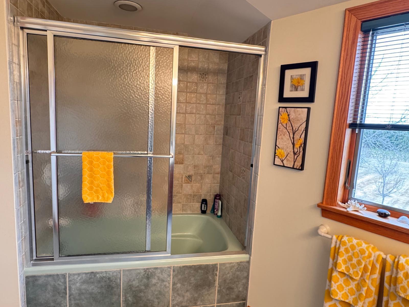 55 Niles Road Presque Isle, ME 04769 - Photo 53 of 80 2nd floor Bathroom