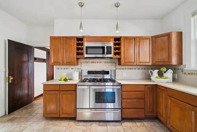 $899,000 | 3846 Beaumont Avenue, Oakland, CA 94602