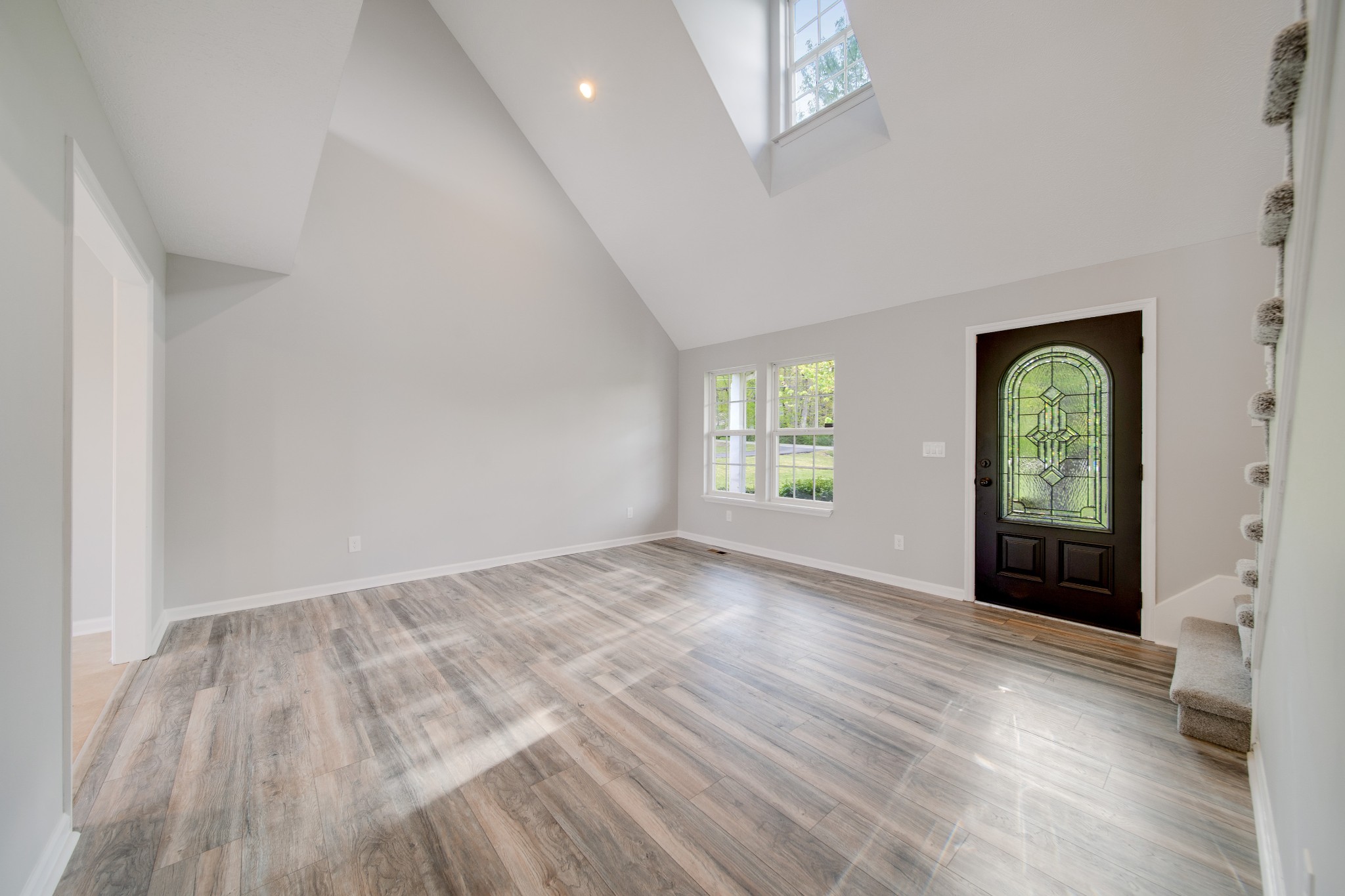 1032 Rock Church Road Dickson, TN 37055 - Photo 5 of 43 an empty room with windows and closet