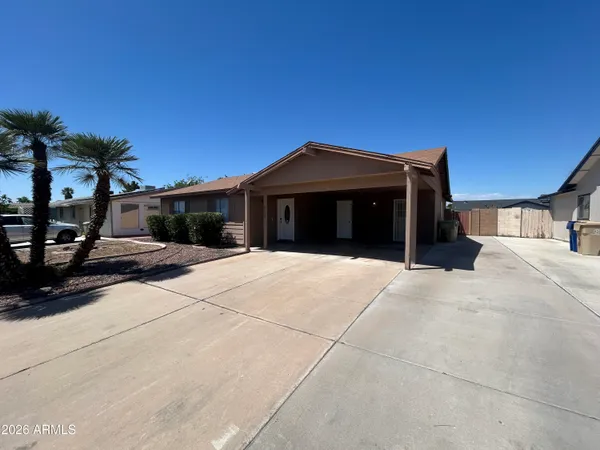 $1,995 | 6110 West Tierra Buena Lane, Glendale, AZ 85306